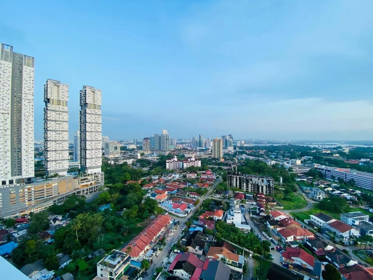 Pinnacle Tower Near Ksl/City View Johor Bahru